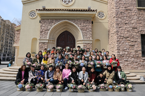 \\192.168.15.4\temp\08-办公室\黄家怀\每日新闻稿\最新\2019.3.8三八节活动新闻稿\IMG_6311.JPG